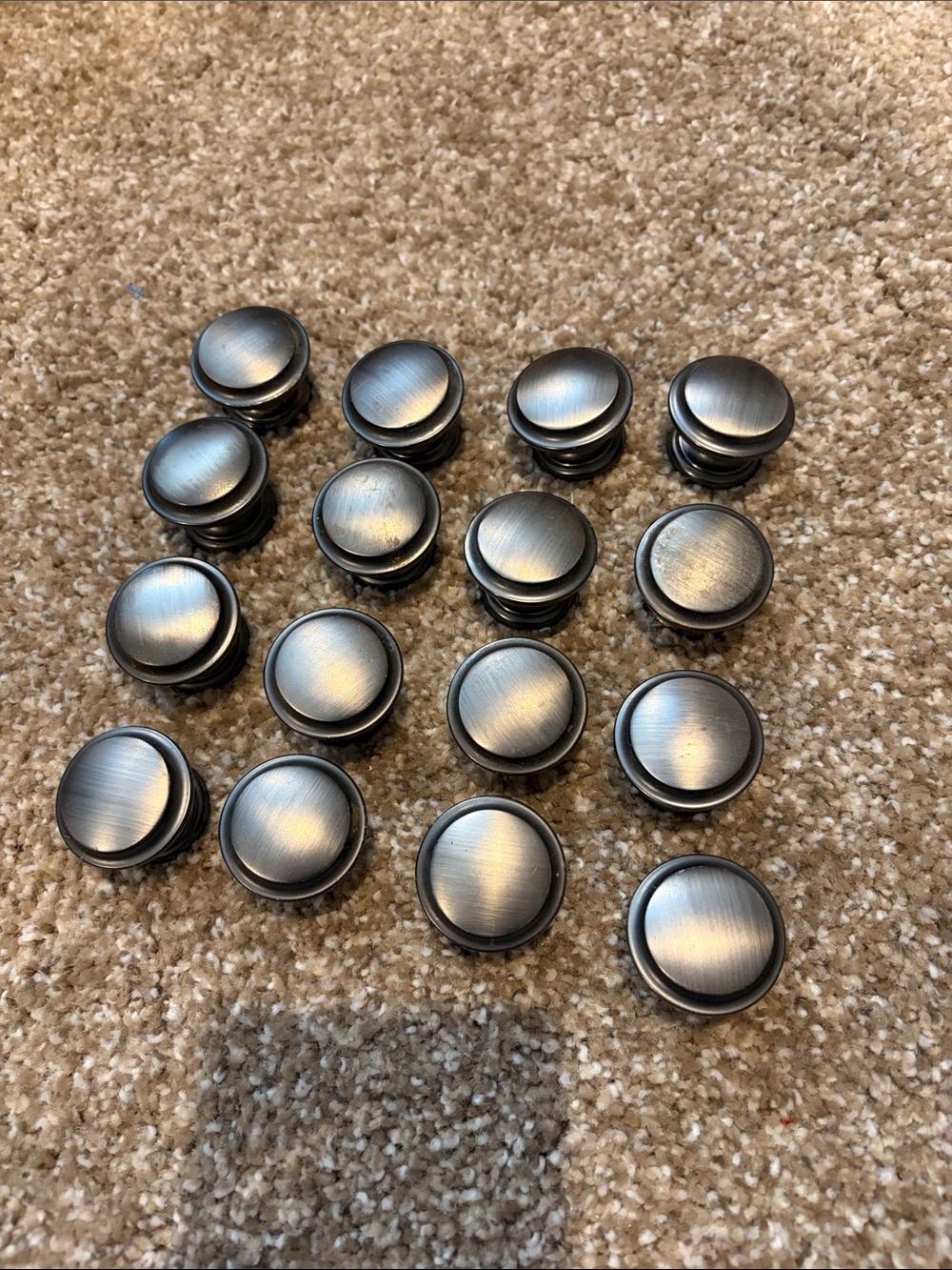 Set of 16 Cabinet Knobs in Antiqued Bronze